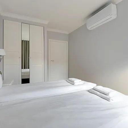 Staywin Riverfront Lofts Lägenhet