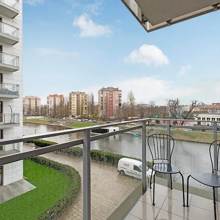 Staywin Riverfront Lofts Lägenhet
