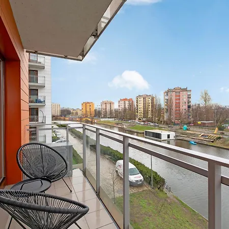 Staywin Riverfront Lofts Lägenhet Gdańsk