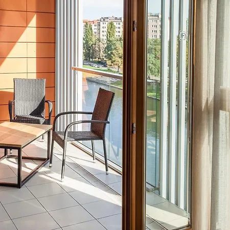 Lägenhet Staywin Riverfront Lofts