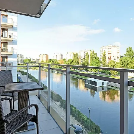 Lägenhet Staywin Riverfront Lofts